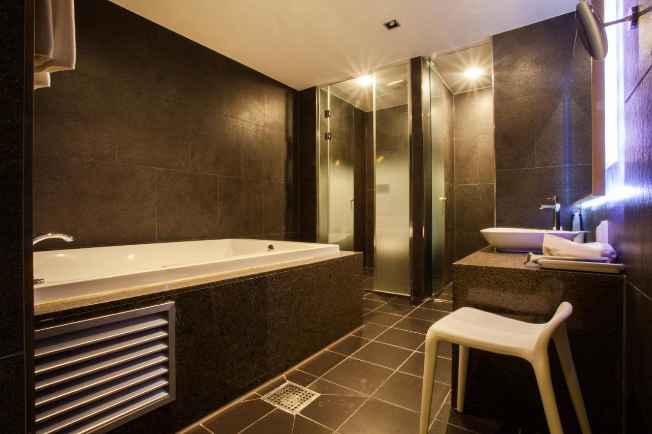 Suwon Reve Hotel Ngoại thất bức ảnh